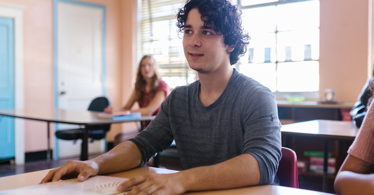 Techniques for Monitoring and Controlling Risks in Projects