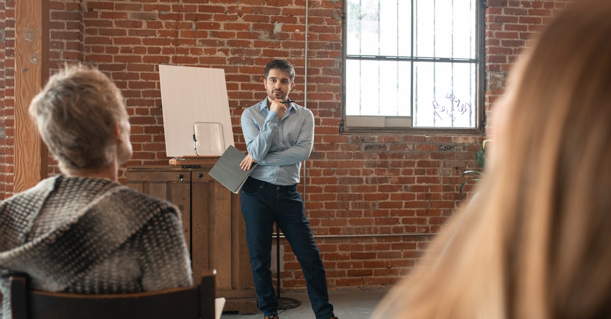 Transitioning Between Project Phases Smoothly